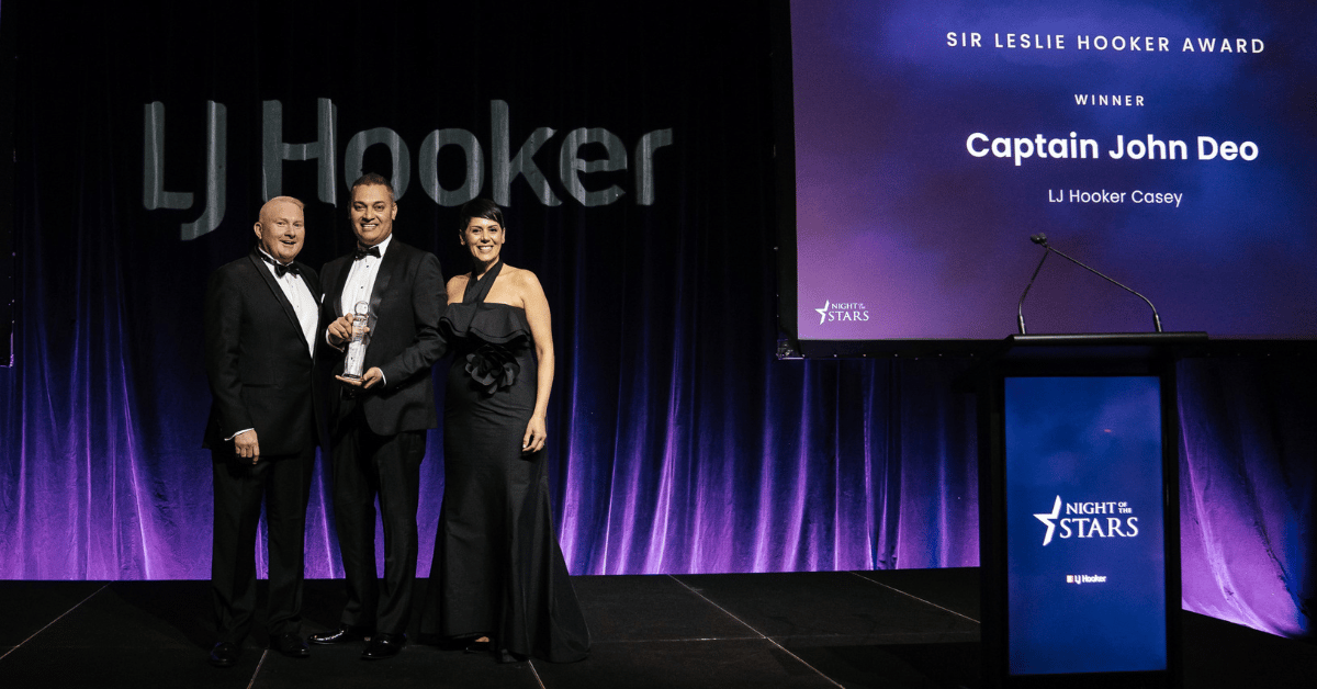 John Deo Sir Leslie Award